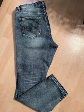 Rue21 Men’s Straight Supreme Flex jeans 38x32